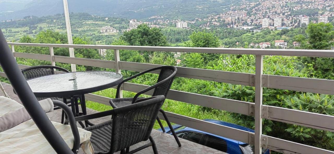 Ferienwohnung Stan Na Dan Memic Sarajevo Exterior foto